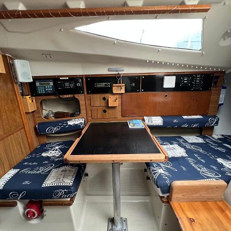 Nuit Insolite Sur Un Bateau Au Havre Hawr Zewnętrze zdjęcie